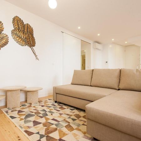 Mouraria Blue Three-Bedroom Apartment W/ Parking - By Lu Holidays ลิสบอน ภายนอก รูปภาพ