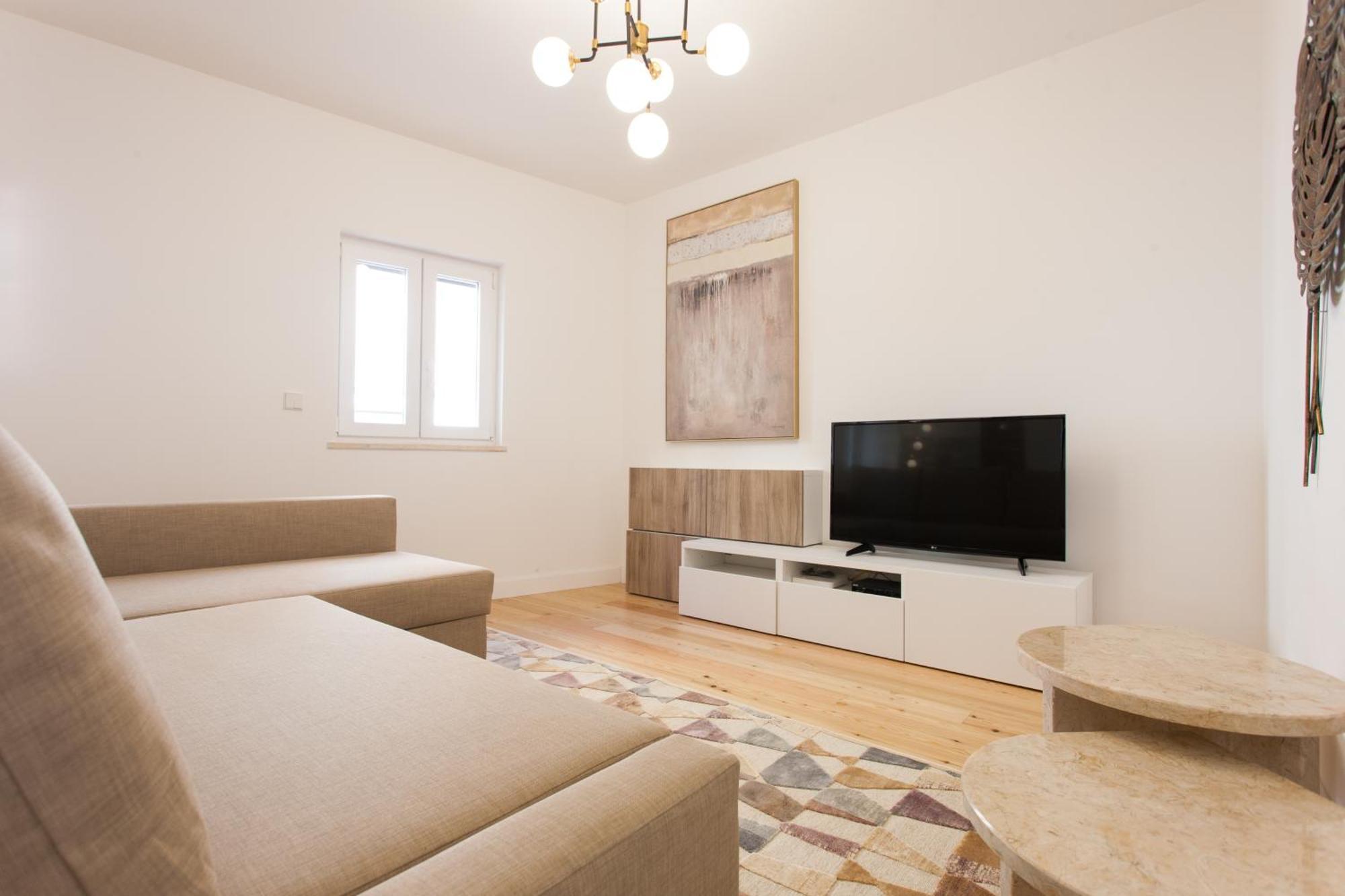 Mouraria Blue Three-Bedroom Apartment W/ Parking - By Lu Holidays ลิสบอน ภายนอก รูปภาพ